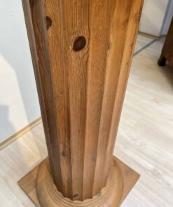 Large Neoclassical Columns - Column Detail - Styylish