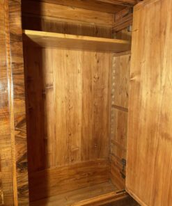 18th century Baroque Armoire - Interior - Styylish