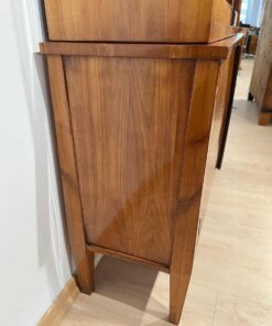 Cherry Biedermeier Vitrine - Bottom Side - Styylish