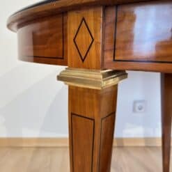 Biedermeier Dining Room Table - Details - Styylish