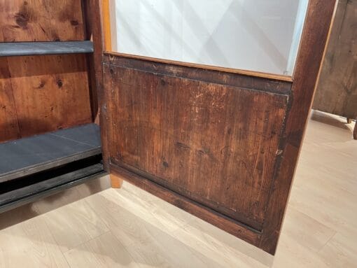 Walnut Biedermeier Bookcase - Door Interior - Styylish