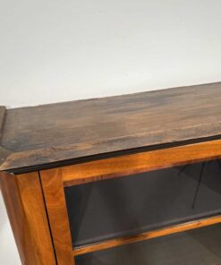 Walnut Biedermeier Bookcase - Top of Bookcase - Styylish