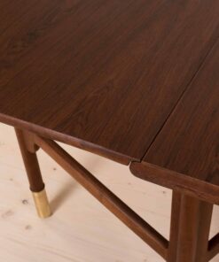 Mid-century Dining Table - Wood - Styylish