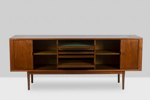 Sideboard in Teak - Interior - Styylish