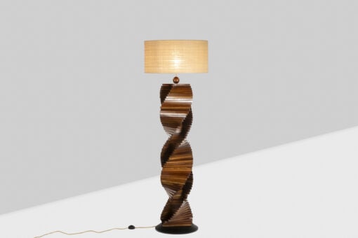 Sculptural Wooden Lamp - Styylish