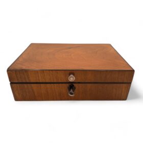 Biedermeier Sewing Box, Walnut Veneer, Austria circa 1820