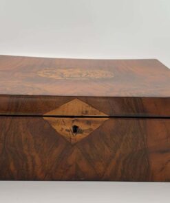Biedermeier Jewelry Box with Ink - Keyhole Detail - Styylish
