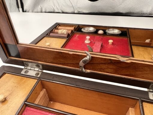 Biedermeier Sewing Box - Interior Mirrors - Styylish