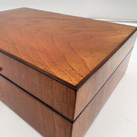 Biedermeier Sewing Box, Walnut Veneer, Austria circa 1820