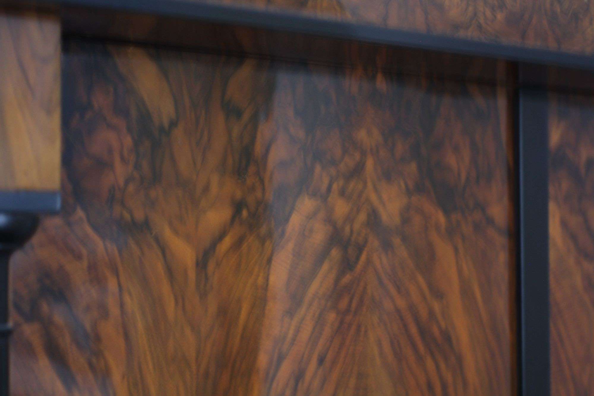 Neoclassical Early Biedermeier Armoire, Walnut Veneer and Full Columns, Austria, circa 1820 - Image 6