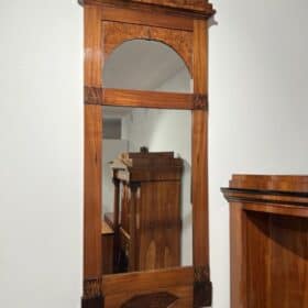 Biedermeier Wall Mirror, Mahogany, Birch and Thuja Roots Wood, Austria circa 1820