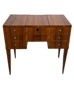 Alternative view of Biedermeier Dressing Table, Walnut Veneer, South Germany circa 1830