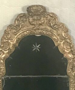 French Baroque Style gilt wood mirror - Top Detail - Styylish