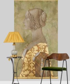 Painting of a Renaissance Lady - Staged - Styylish