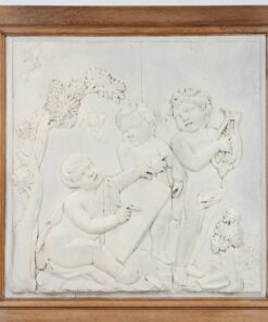 Trumeau with Lime Bas-Relief - Relief Detail - Styylish