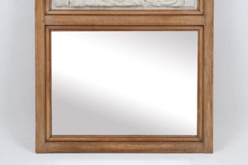 Trumeau with Lime Bas-Relief - Mirror Detail - Styylish