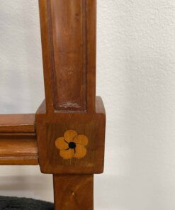 Set of six Neoclassical Chairs - Floral Detail - Styylish