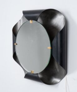 Mirror in Curved Metal - Side Profile - Styylish