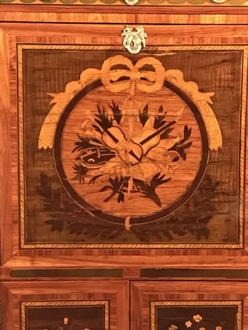 French Secretary Desk 18th century- detail view of the marquetry on the writing flap - Styylish