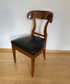 Biedermeier shovel Chair - Side View - Styylish
