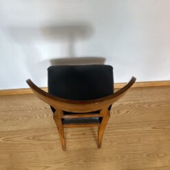 Biedermeier shovel Chair - Back Top View - Styylish