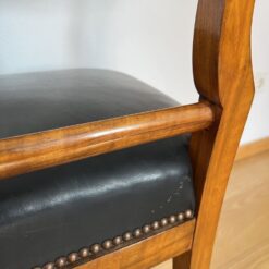 Biedermeier shovel Chair - Edge View - Styylish