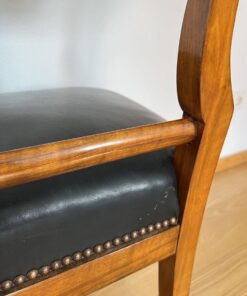 Biedermeier shovel Chair - Edge View - Styylish