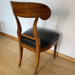 Biedermeier shovel Chair - Side Profile - Styylish