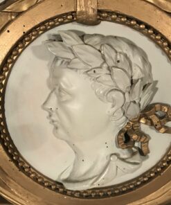 Neoclassical Mirror - Closeup Top - Styylish