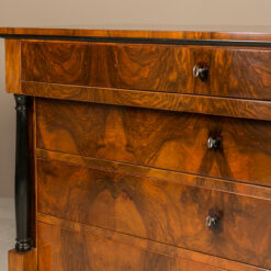 Biedermeier Chest of Drawers Walnut - Closeup - Styylish