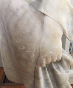Alabaster Sculpture by Adolfo Cipriani - Closeup - Styylish