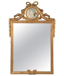 Neoclassical Mirror - Styylish