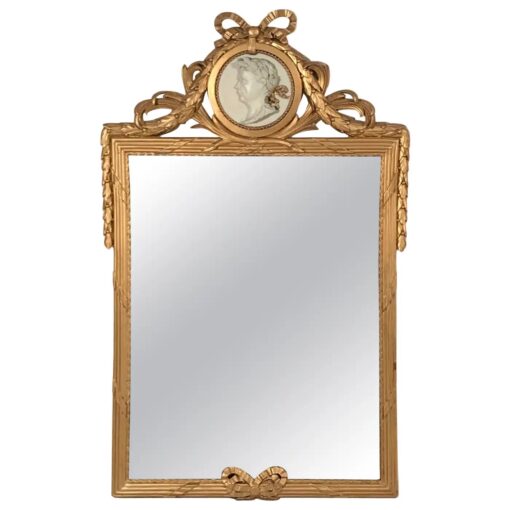 Neoclassical Mirror - Styylish