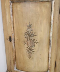Antique Corner Cabinets - Door Decoration - Styylish