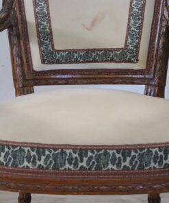 Antique Armchair Louis XVI - Seat Profile - Styylish