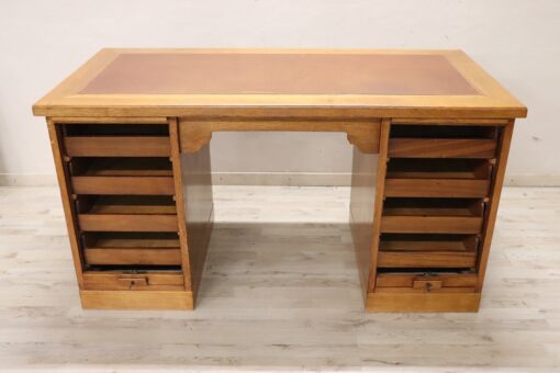 Oak Wood Writing Desk - Interior - Styylish