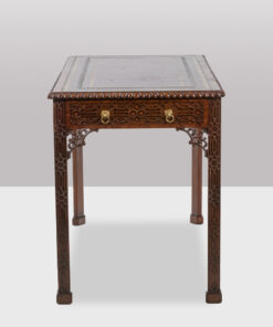 Chippendale-style mahogany table - Side Profile - Styylish