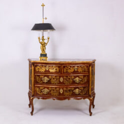 Venetian Louis XV Style Chest - Front with Lamp - Styylish