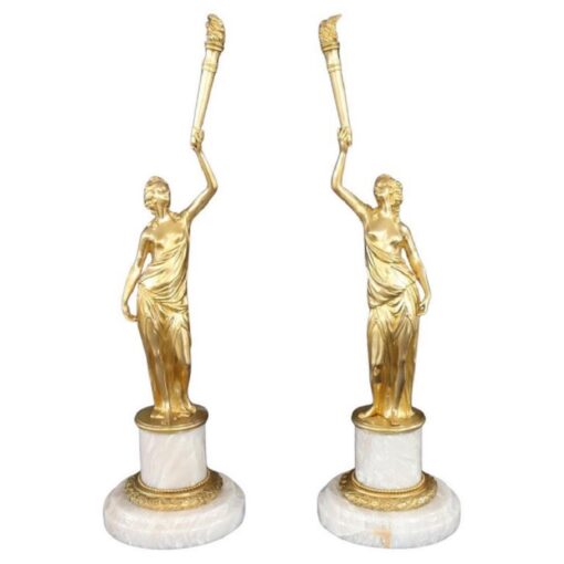 Italian Gilt Figures Sculptures - Styylish