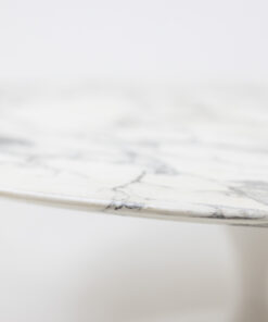 Saarinen for Knoll Coffee Table - Edge Detail - Styylish
