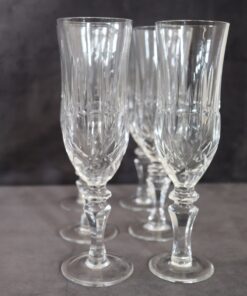 Set of 18 Elegant Crystal Glasses - Flute Detail - Styylish