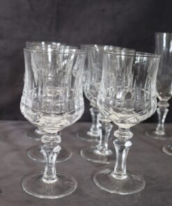 Set of 18 Elegant Crystal Glasses - Glass Detail - Styylish