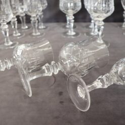 Set of 18 Elegant Crystal Glasses - Base Detail - Styylish