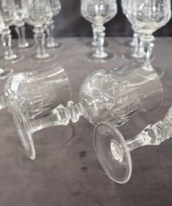 Set of 18 Elegant Crystal Glasses - Base Detail - Styylish