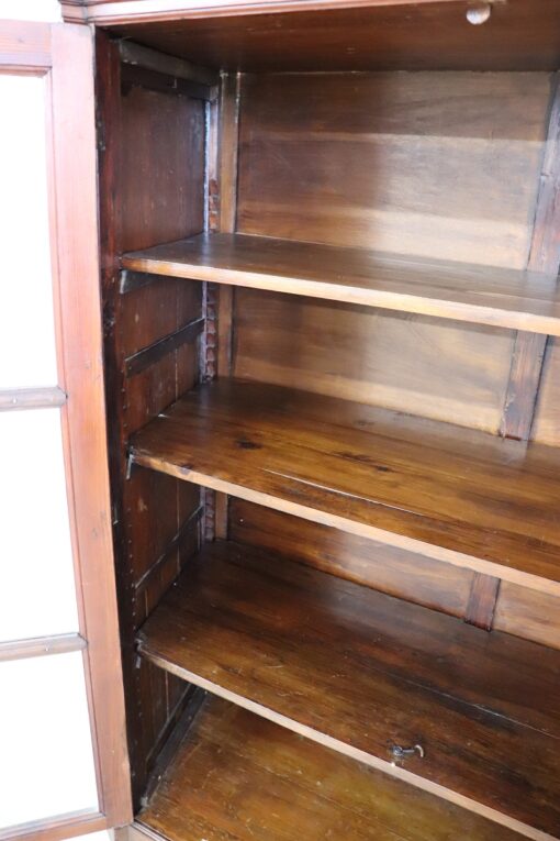 Italian Antique Bookcase - Interior - Styylish