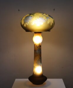 Cameo Glass Table Lamp - Full With Light - Styylish