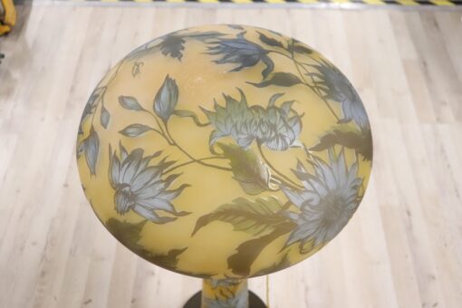 Cameo Glass Table Lamp - Top Floral Decoration - Styylish