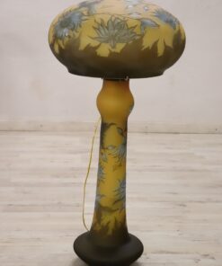 Cameo Glass Table Lamp - Full Profile - Styylish