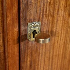 Small Blond Mahogany Bookcase - Right Side Keyhole - Styylish