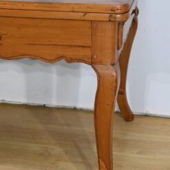 Extendable Farmhouse Table - Curved Leg Detail - Styylish